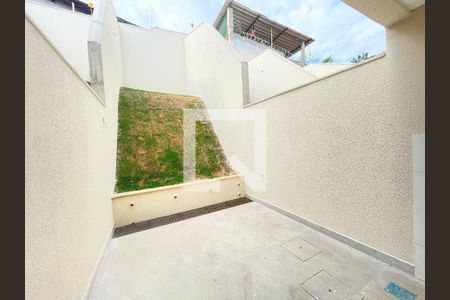 Área de Serviço de casa à venda com 2 quartos, 124m² em Vila Cloris, Belo Horizonte