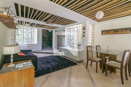 Sala de casa à venda com 3 quartos, 200m² em Vargem Grande, Rio de Janeiro