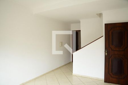 Sala de casa para alugar com 3 quartos, 171m² em Jardim Recanto Suave, Cotia