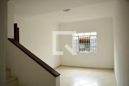 Sala de casa para alugar com 3 quartos, 171m² em Jardim Recanto Suave, Cotia