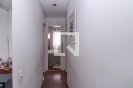 Corredor de apartamento à venda com 2 quartos, 58m² em Vila Lucia, São Paulo