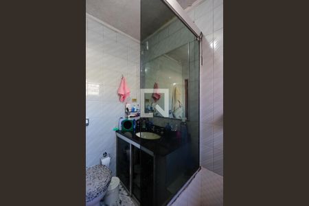Banheiro da Suíte de casa à venda com 3 quartos, 180m² em Vila Santista, São Paulo