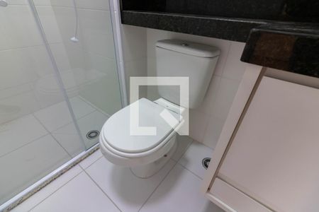 Banheiro  de apartamento para alugar com 1 quarto, 27m² em Jardim Caravelas, São Paulo