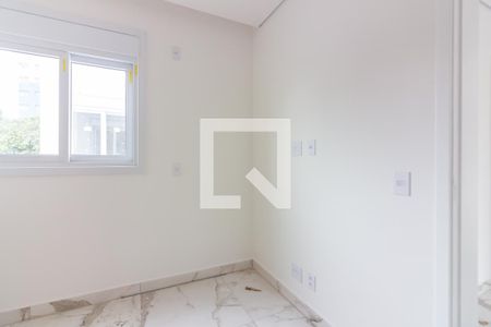 Quarto  de apartamento para alugar com 2 quartos, 75m² em Jardim das Flores, Osasco