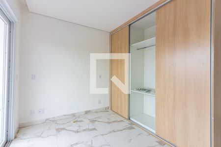 Suíte  de apartamento para alugar com 2 quartos, 75m² em Jardim das Flores, Osasco