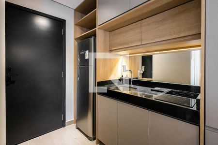 Cozinha de apartamento para alugar com 1 quarto, 19m² em Pinheiros, São Paulo