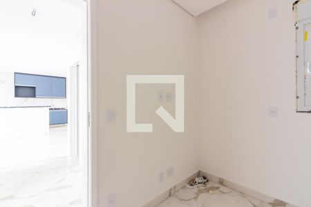 Quarto  de apartamento para alugar com 2 quartos, 75m² em Jardim das Flores, Osasco