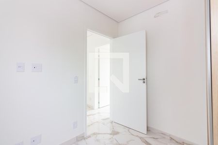 Quarto  de apartamento para alugar com 2 quartos, 75m² em Jardim das Flores, Osasco