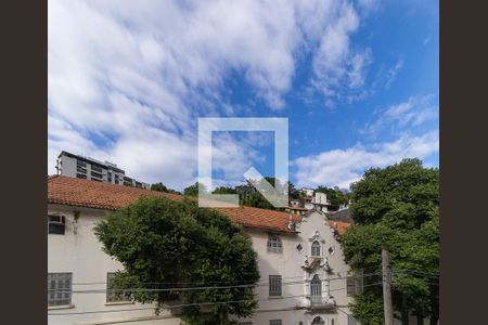 Sala vista  de apartamento à venda com 2 quartos, 105m² em Laranjeiras, Rio de Janeiro