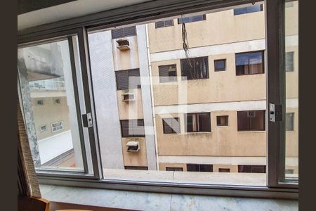 Sala de apartamento para alugar com 2 quartos, 80m² em Balneário Cidade Atlântica, Guarujá