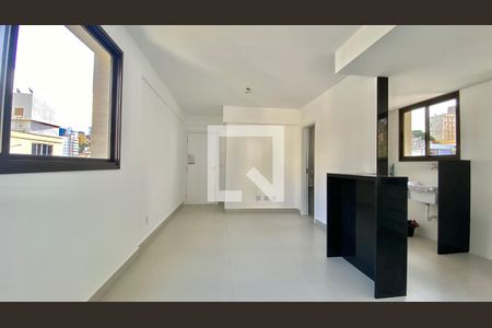 Sala de apartamento à venda com 2 quartos, 59m² em São Pedro, Belo Horizonte