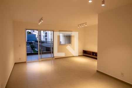 Sala de apartamento para alugar com 2 quartos, 84m² em Santo Amaro, São Paulo