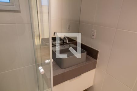 Banheiro da Suíte 1 de apartamento para alugar com 2 quartos, 84m² em Santo Amaro, São Paulo