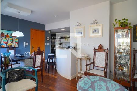 Sala de apartamento à venda com 2 quartos, 84m² em Santo Antônio, Porto Alegre