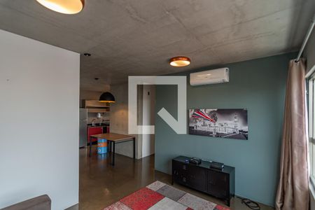 Sala  de apartamento à venda com 2 quartos, 70m² em Cambuí, Campinas