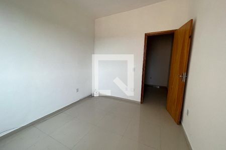 Quarto de casa para alugar com 1 quarto, 25m² em Vila Leopoldina, Duque de Caxias