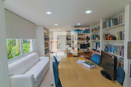 Escritorio de casa à venda com 4 quartos, 400m² em Parque dos Principes, São Paulo