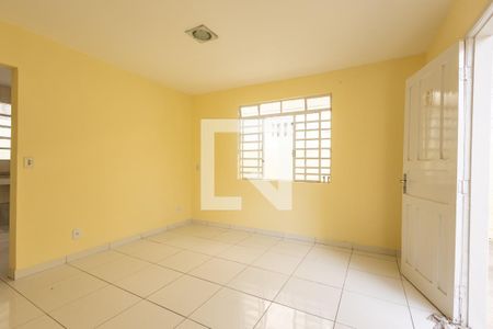 Sala de casa para alugar com 2 quartos, 62m² em Chácara Califórnia, São Paulo