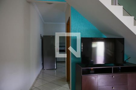 Sala de casa à venda com 2 quartos, 90m² em Minas Caixa, Belo Horizonte
