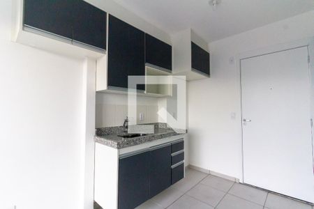 Cozinha de apartamento para alugar com 1 quarto, 24m² em Barra Funda, São Paulo