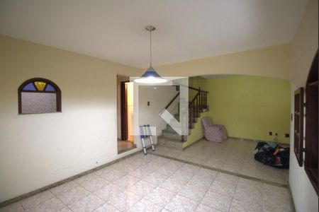 Sala de casa para alugar com 2 quartos, 120m² em Mutuá, São Gonçalo