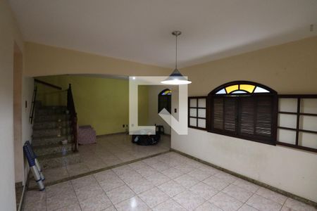 Sala de casa para alugar com 2 quartos, 120m² em Mutuá, São Gonçalo