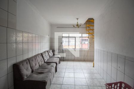 Sala/Cozinha de casa para alugar com 3 quartos, 80m² em Conjunto Residencial José Bonifácio, São Paulo