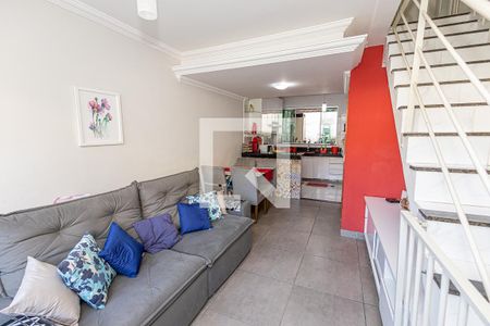 Sala de casa à venda com 2 quartos, 77m² em Céu Azul, Belo Horizonte