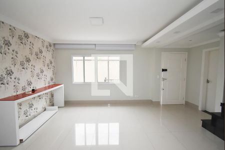 Sala de casa de condomínio para alugar com 2 quartos, 126m² em Vila Nova Mazzei, São Paulo