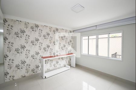 Sala de casa de condomínio para alugar com 2 quartos, 126m² em Vila Nova Mazzei, São Paulo
