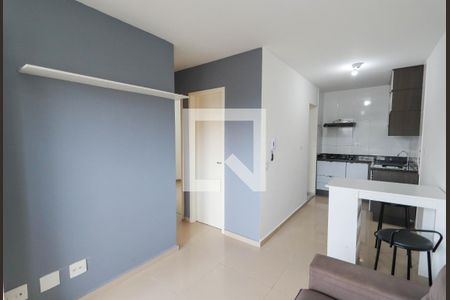 Sala de casa de condomínio para alugar com 2 quartos, 37m² em Vila Baruel, São Paulo