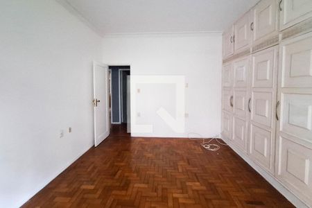 Quarto 1 de apartamento à venda com 3 quartos, 136m² em Icaraí, Rio de Janeiro