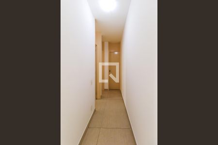 Corredor de apartamento para alugar com 2 quartos, 51m² em Vila Andrade, São Paulo