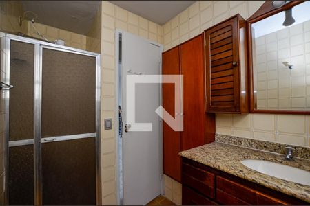 Banheiro de apartamento para alugar com 1 quarto, 87m² em Centro, Niterói