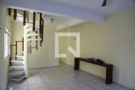 Sala de casa para alugar com 5 quartos, 223m² em Ocian, Praia Grande