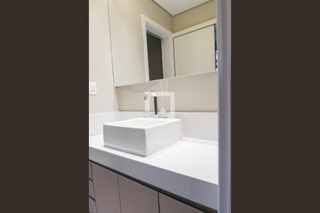 Casa de condomínio à venda com 280m², 4 quartos e 4 vagas Casa de condomínio à venda com 280m², 4 quartos e 4 vagasbanheiro semi suite