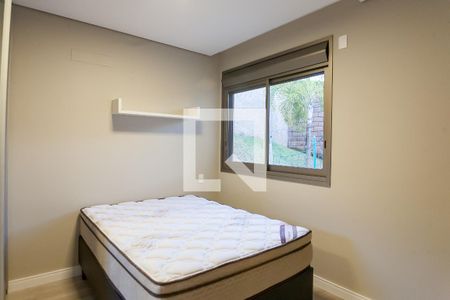 Casa de condomínio à venda com 280m², 4 quartos e 4 vagas Casa de condomínio à venda com 280m², 4 quartos e 4 vagassemi suite 2