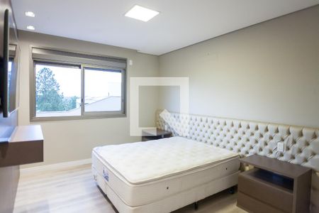 Casa de condomínio à venda com 280m², 4 quartos e 4 vagas Casa de condomínio à venda com 280m², 4 quartos e 4 vagassuite master