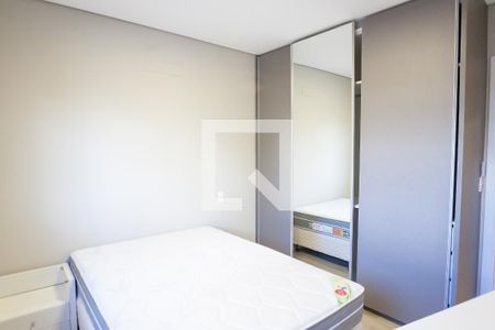 Casa de condomínio à venda com 280m², 4 quartos e 4 vagas Casa de condomínio à venda com 280m², 4 quartos e 4 vagassuite 1