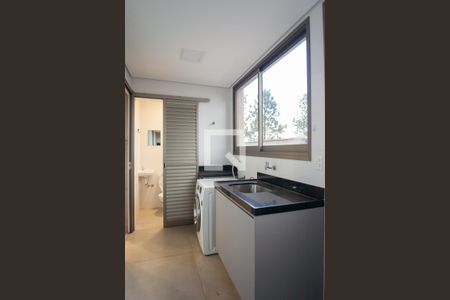 Casa de condomínio à venda com 280m², 4 quartos e 4 vagas Casa de condomínio à venda com 280m², 4 quartos e 4 vagasarea de serviço