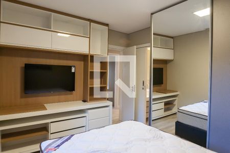 Casa de condomínio à venda com 280m², 4 quartos e 4 vagas Casa de condomínio à venda com 280m², 4 quartos e 4 vagassemi suite 2