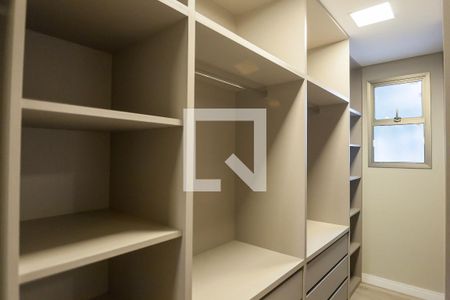 Casa de condomínio à venda com 280m², 4 quartos e 4 vagas Casa de condomínio à venda com 280m², 4 quartos e 4 vagascloset suite master