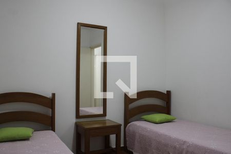 Quarto de apartamento para alugar com 2 quartos, 65m² em Jardim Três Marias, Guarujá