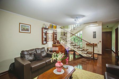 Sala de casa à venda com 4 quartos, 318m² em Planalto Paulista, São Paulo