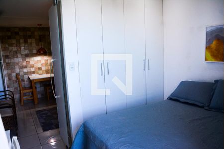 Quarto 1 de apartamento para alugar com 2 quartos, 54m² em Armação, Salvador