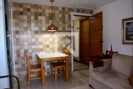 Detalhe Sala de apartamento para alugar com 2 quartos, 54m² em Armação, Salvador