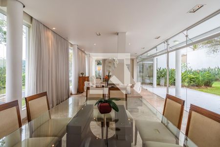 Sala de casa de condomínio à venda com 4 quartos, 508m² em Alphaville, Santana de Parnaíba