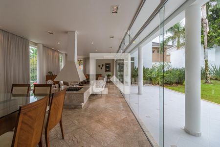 Sala de casa de condomínio à venda com 4 quartos, 508m² em Alphaville, Santana de Parnaíba