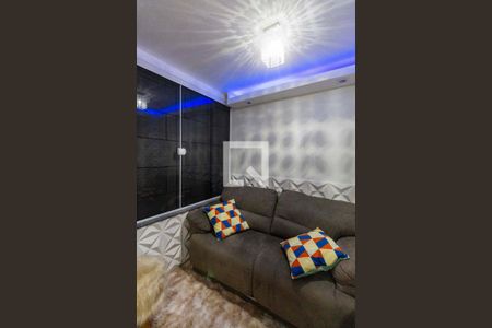 Casa de condomínio à venda com 130m², 3 quartos e 3 vagas Casa de condomínio à venda com 130m², 3 quartos e 3 vagasSuíte