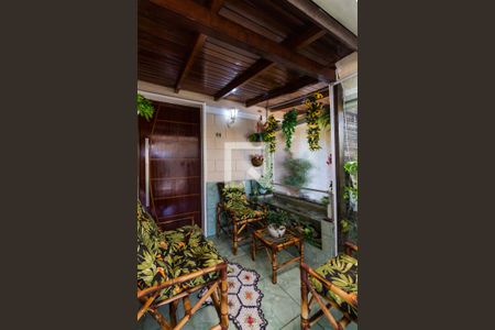 Casa de condomínio à venda com 130m², 3 quartos e 3 vagas Casa de condomínio à venda com 130m², 3 quartos e 3 vagasHall de entrada